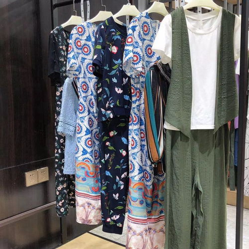 西乡夏季女装批发热浪袭来，选择Leen高端女装的成功之道